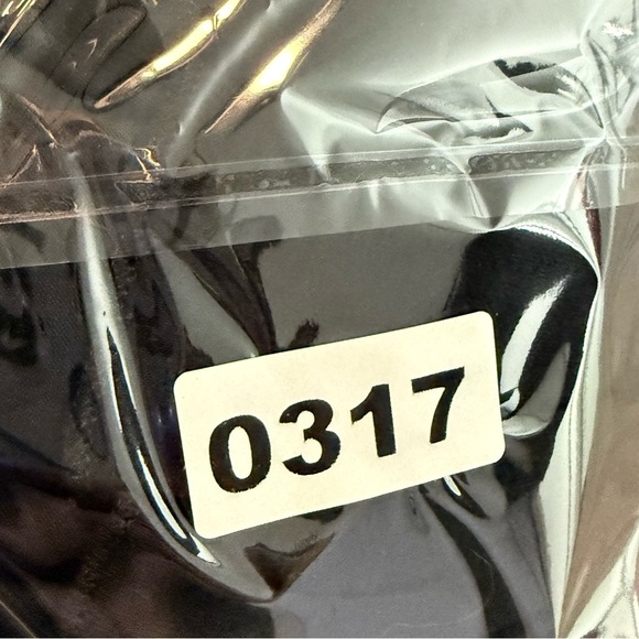 Elegant Black Strapless Dress - Picture 3 of 5